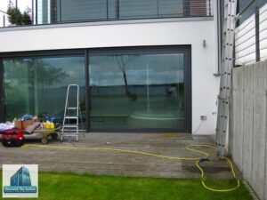 Glass Resurfacing Germany (Heikendorf) After taking scratches out of glass, the pre-polish step now needs to be polished. Kiel, Germany